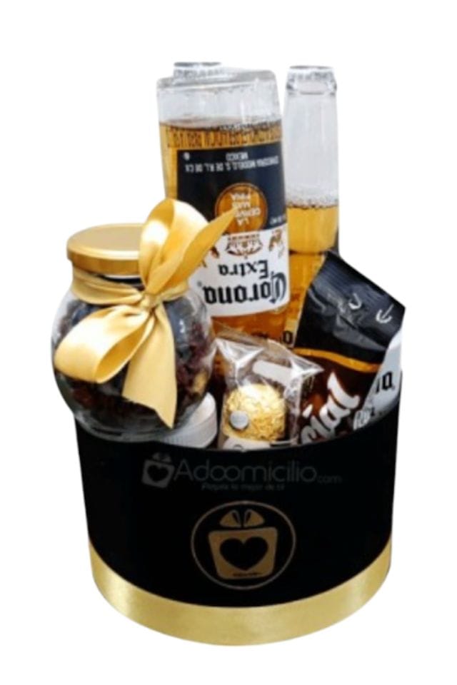 CAJA CON CERVEZAS CHOCOLATES Y BOTANAS IDEAL PARA REGALO