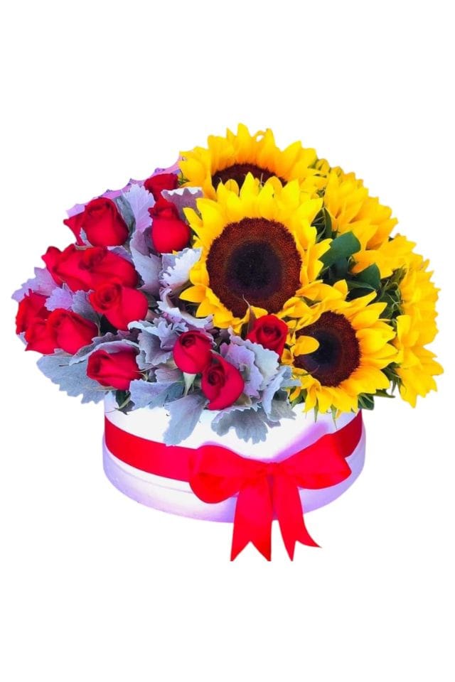 CAJA BLANCA DE 8 GIRASOLES CON 12 ROSAS ROJAS