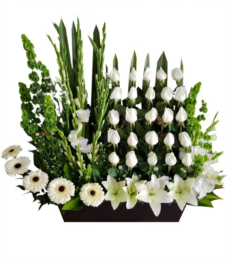 Arreglo de flores fúnebres de rosas blancas